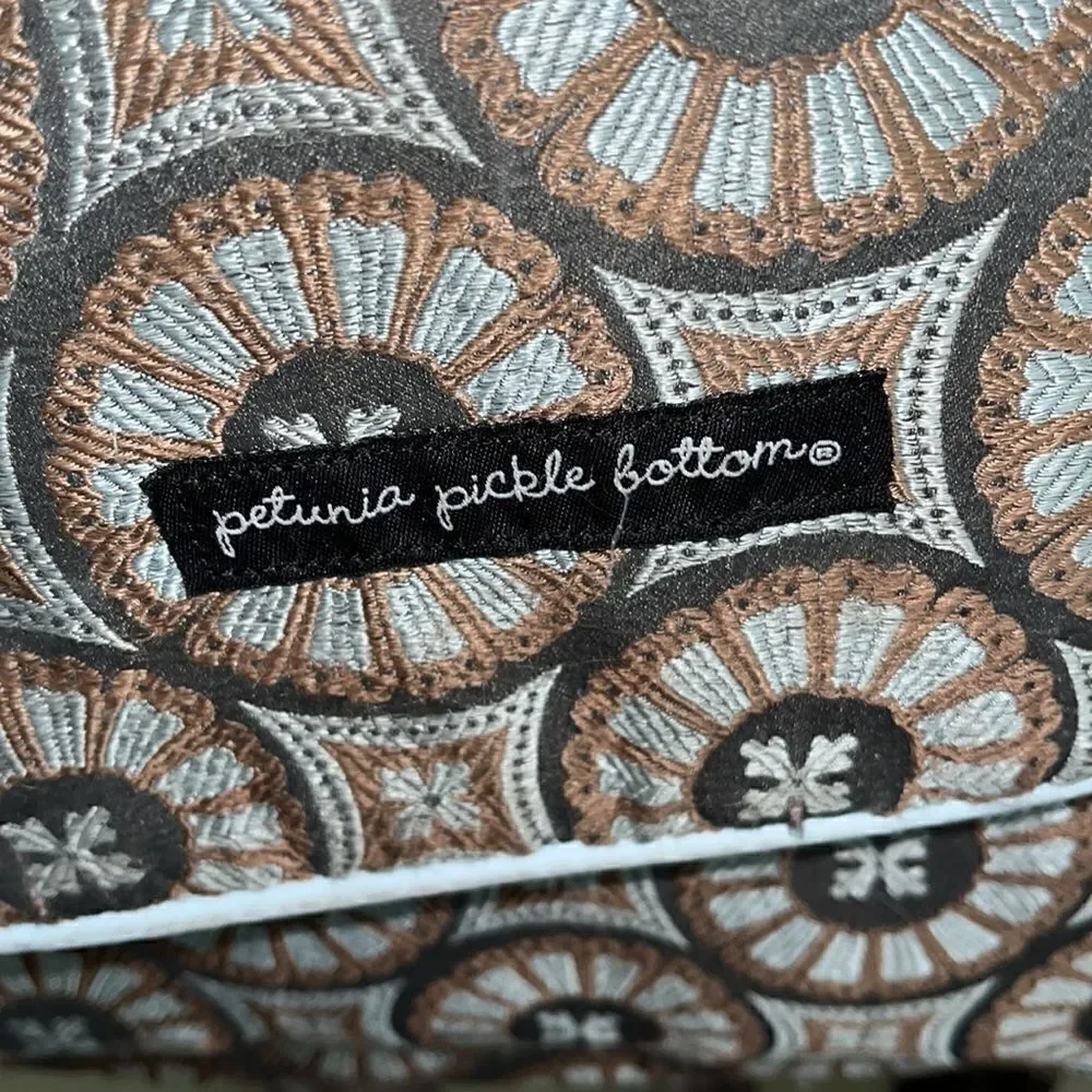 CUTE PETUNIA PICKLE BOTTOM DIAPER BAG/PURSE/BACKPACK